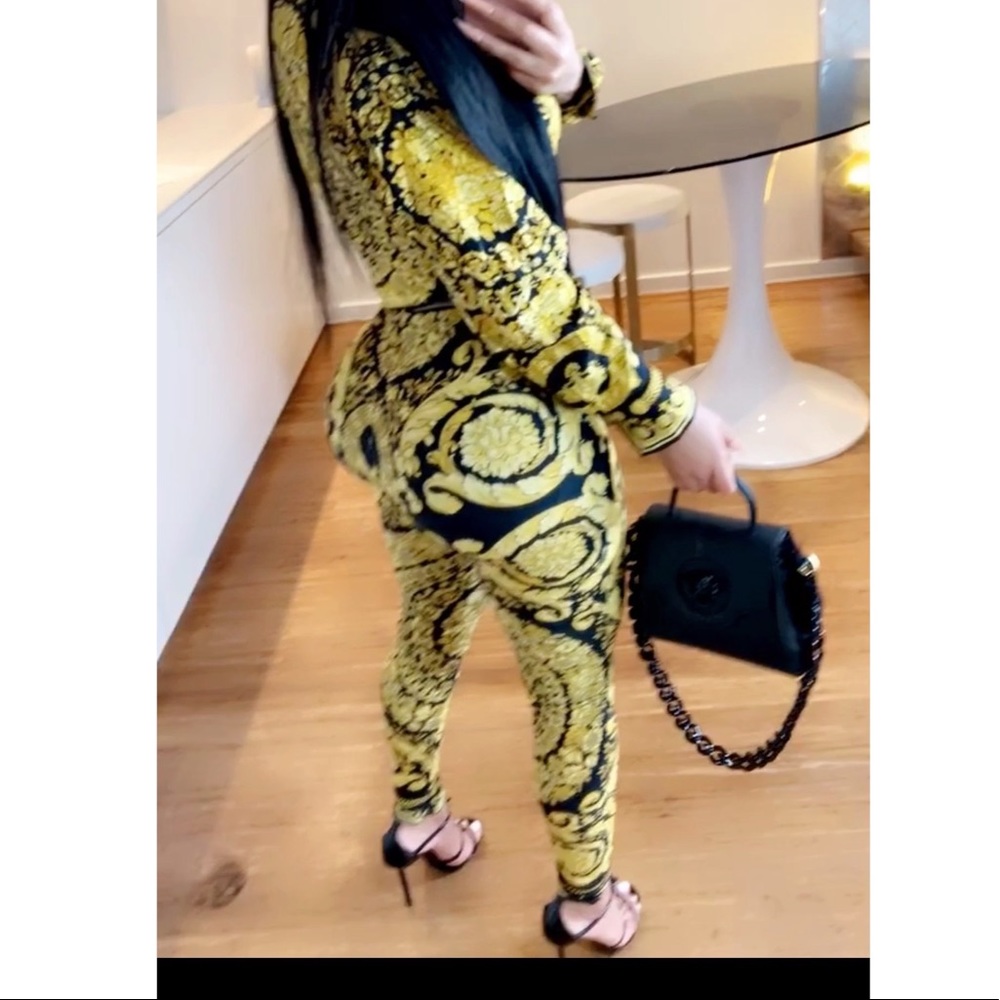 Versace leggings size 6